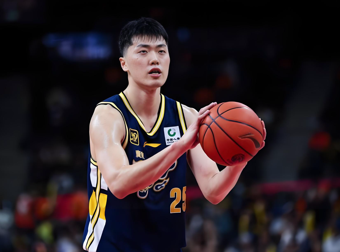开云平台-杨鸣给张皓嘉提了建议！
